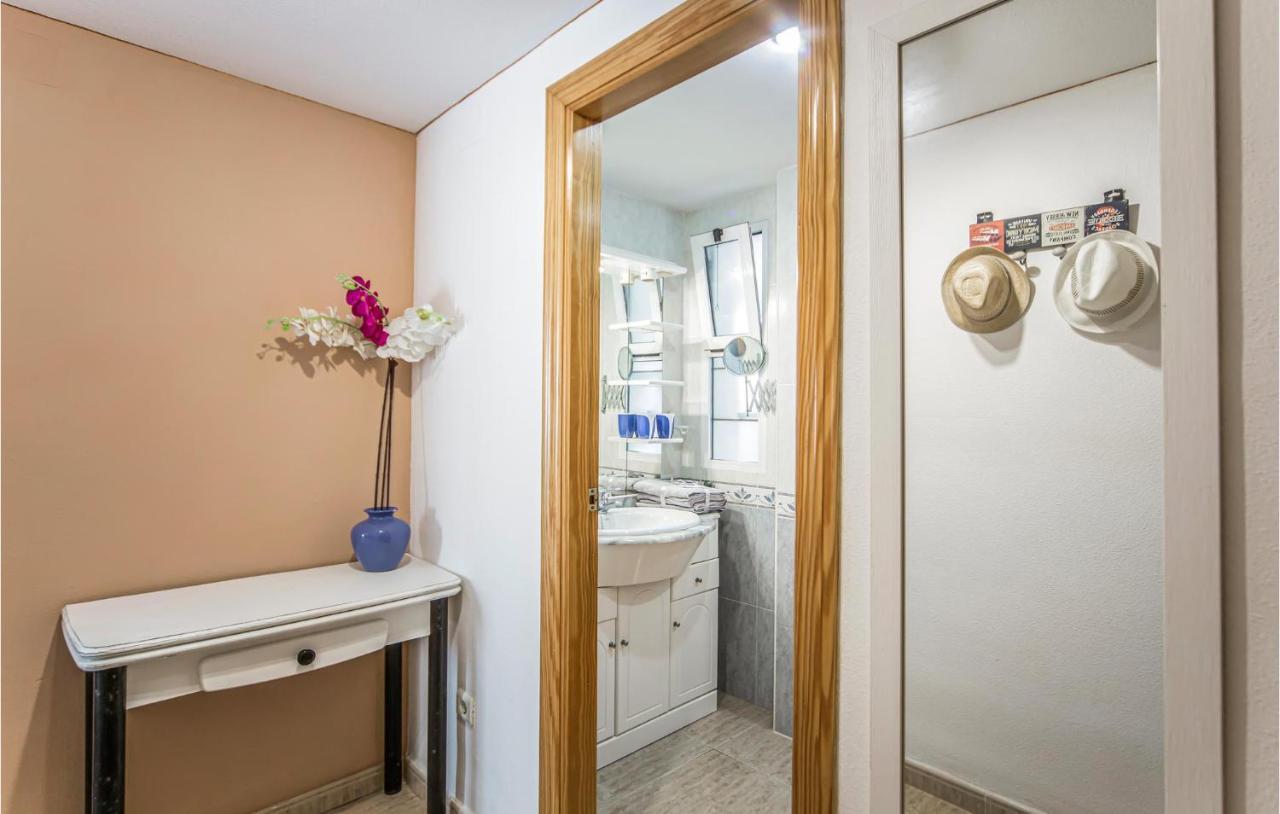 1 Bedroom Cozy Apartment In Miramar Exterior photo
